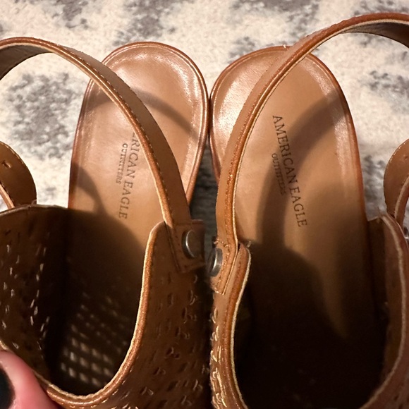 American Eagle Block Heel Sandal - Picture 3 of 7